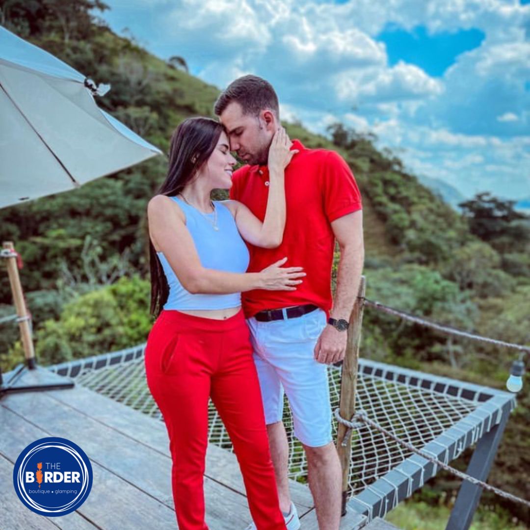 Glamping en Villavicencio, glamping Villavicencio, mejores glamping, glamping Colombia, glamping cerca a Bogotá Avistamiento de aves Avistamiento de aves en Villavicencio Plan escapados Escapados Plan de parejas Pasadía Pasadía en Villavicencio the birder glamping